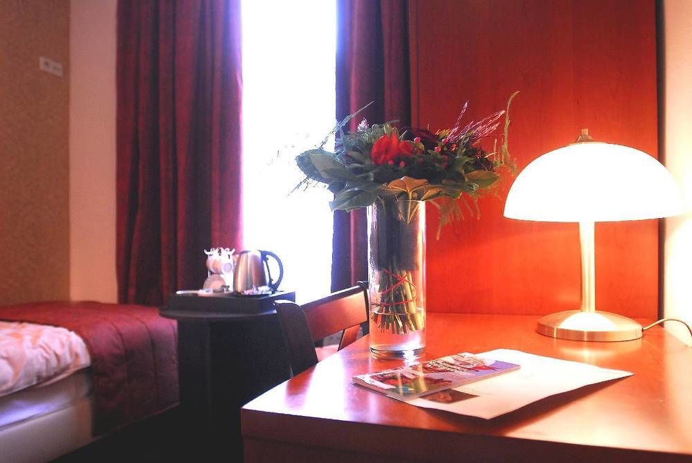 Bovendonk Business- & Eventlocatie Hoeven Eksteriør billede